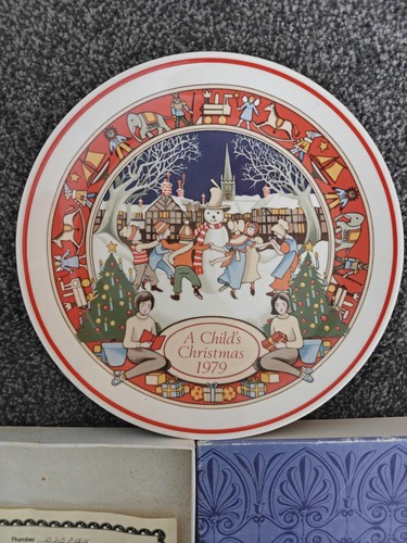 Wedgwood child christmas - wedgwood, child's