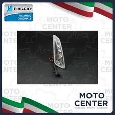 Right Front Arrow. Piaggio Vespa Primavera 125 150 ('13-'24) - Vespa Sprint 1