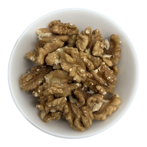 Fresh organic walnut kernels - fresh,