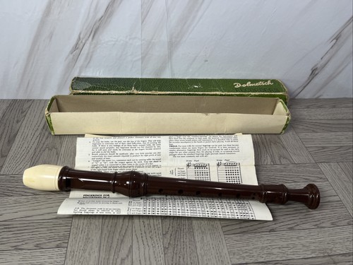 Vintage dolmetsch plastic - vintage,