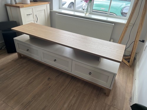 Next malvern unit - tv,