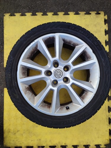 Vauxhall zafira r17 alloy - vauxhall,