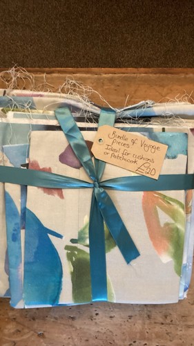 Large fabric bundle voyoge - bundle,