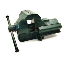 Sioux ? Rear Jaw Sliding Bench