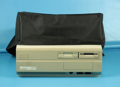 Dustcover commodore amiga - dustcover,