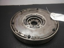 VOLVO V40 MK3 FLYWHEEL DUAL MASS 1.6 diesel D4162T (DV6) 2012-2020 32339365