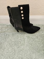 Ankle Boot with Kitten Heel -