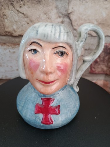 Vintage toby jug - jug, knights
