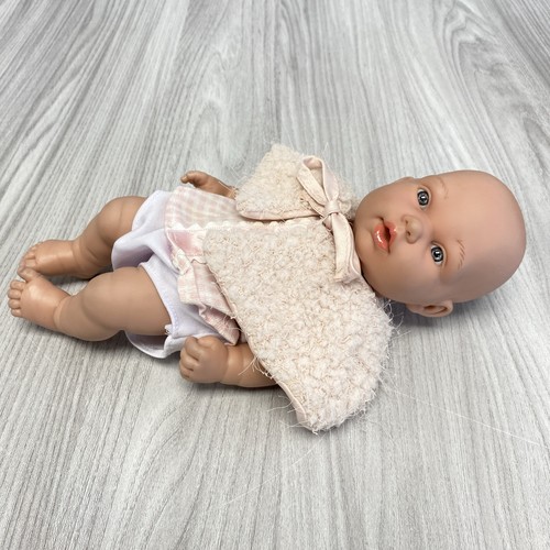 Spanish baby doll girl - girl, arias