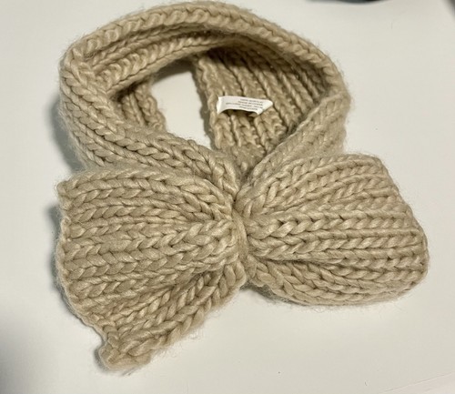 Chunky knit bow - knit,
