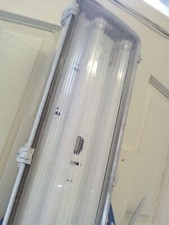 NICE RETRO CRYSELCO DOUBLE FLOURESCENT TUBE 6FT LIGHTING UNIT ,WITH TUBES, VGC