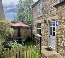 Self catering cottage - catering,