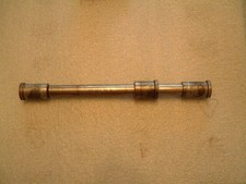 GPZ1000RX GPZ900 ZX900 ZX1000 750 600 550 FRONT AXLE SPINDLE & SPACER 41068-1164