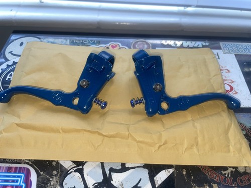1984 dia compe - 3, levers