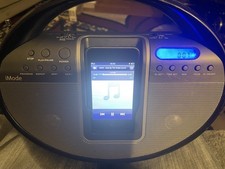 iPod Touch  2nd/ 3rd Generation 32GB Model A1288 and imode docking station