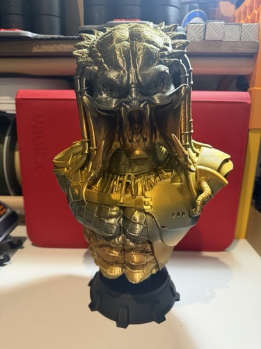 Large predator bust artistic - large,