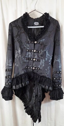 Hearts roses black brocade - &,