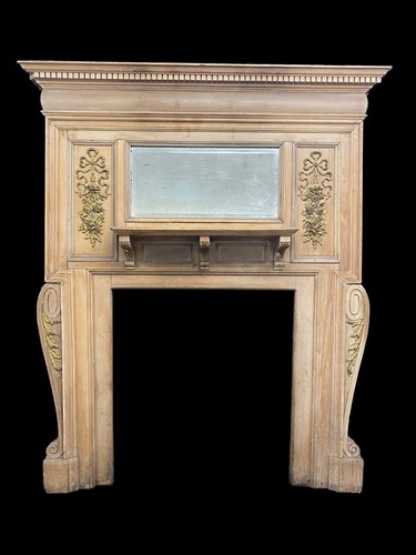 Rare carved pine gilt - carved, antique