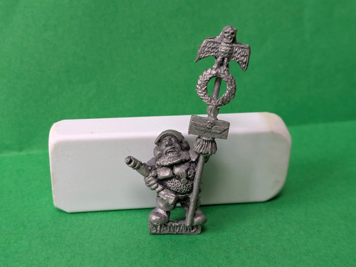 Squat standard 40k metal - squat,