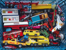 ORIGINAL VINTAGE DIECAST TOY