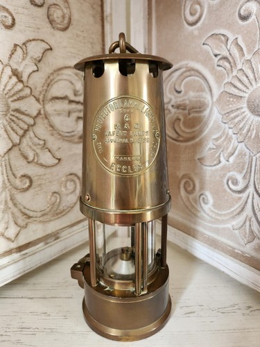 Protector lamp lighting - protector,