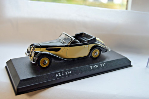 Corgi detail cars art 334 - cars,