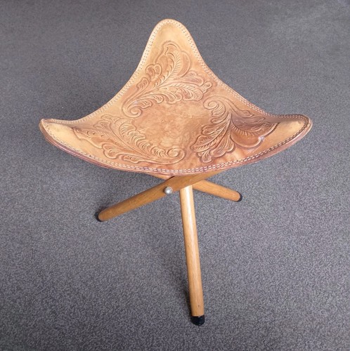 Vintage leather seat - leather,