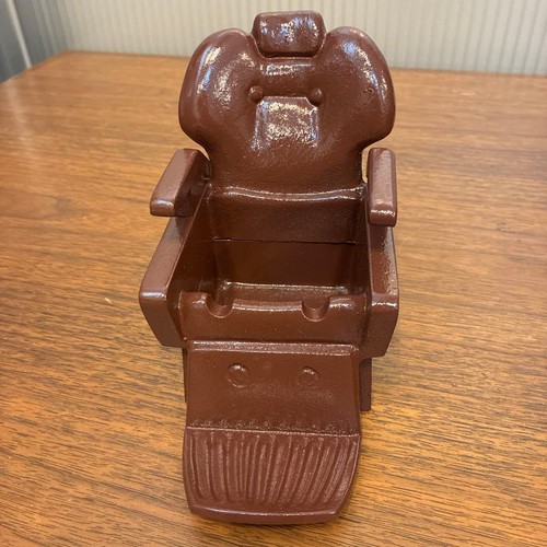 Barber chair ornament metal - barber,