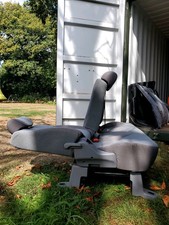 i800 3rd row lay back seats