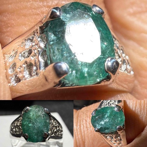 Mined zambian emerald - ct,