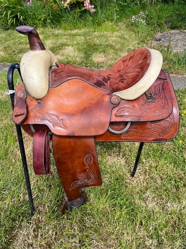 Western saddle used quality - used,,