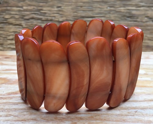 Chunky peach coloured shell - chunky,