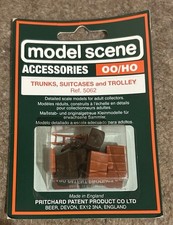 New Model Scene OO / HO Scale Trunks Suitcases Trolley  Model Railway Decor 5062
