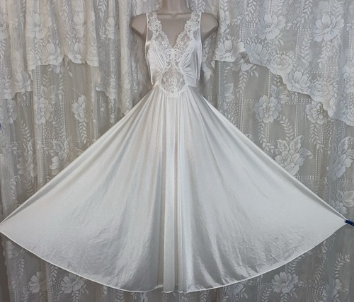 Vtg snow white - bridal, full