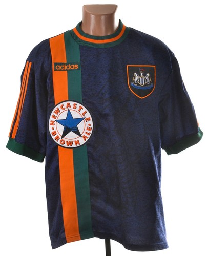 Newcastle united 1996 1997 - newcastle,