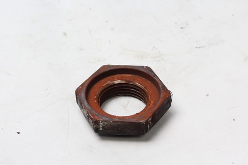 Pinion nut locking - pinion,