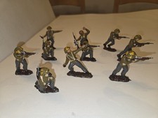 Britains Herald Hong Kong Copies British  Infantry Plastic Soldiers