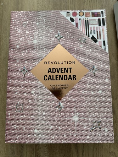 Revolution advent calendar - revolution, 24