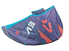 Duotone Evo 8m 2024 – Freeride & Big Air Kite – Smooth, Fast & Versatile