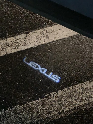 Genuine oem lexus puddle - genuine,