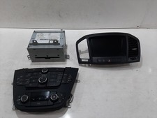 2011 VAUXHALL INSIGNIA SAT