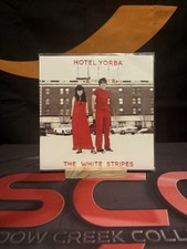 The White Stripes Hotel Yorba