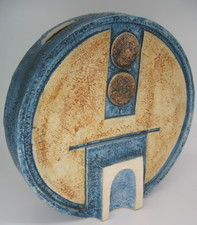 Giant troika wheel vase - giant, "wheel"