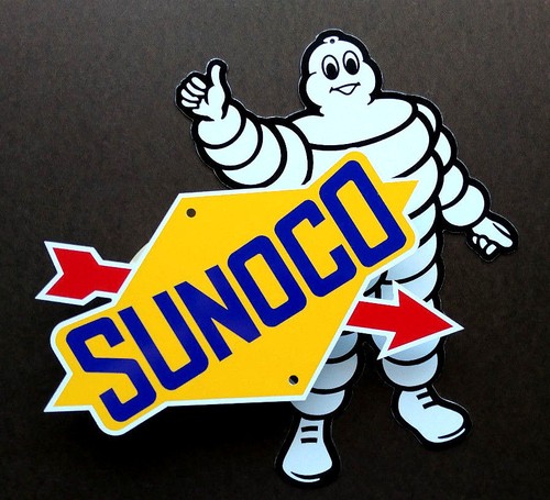 Piece set racing - piece, logo