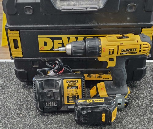 Dewalt dcd776 18v combi - 18v, xr