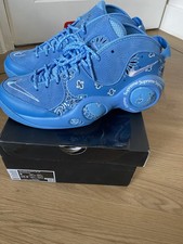 Supreme x Nike - Zoom Air