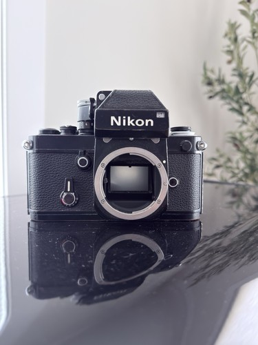 Nikon black body dp - body, w/
