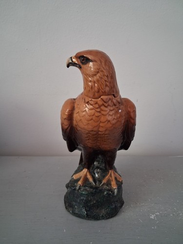 Doulton golden eagle - doulton, white