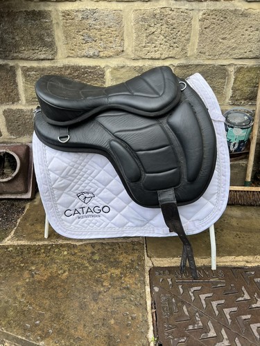 Black leather treeless - 17.5,