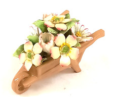 Royal Doulton Summer Bouquet Bramley Hedge Collection Wheelbarrow Bone China